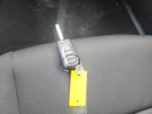 Used 2023 Toyota Corolla LE image 15