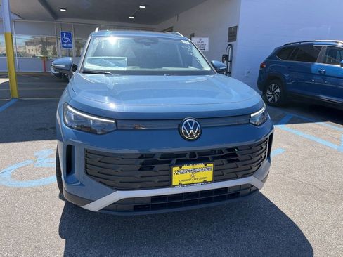 New 2026 Volkswagen Tiguan SE image 3