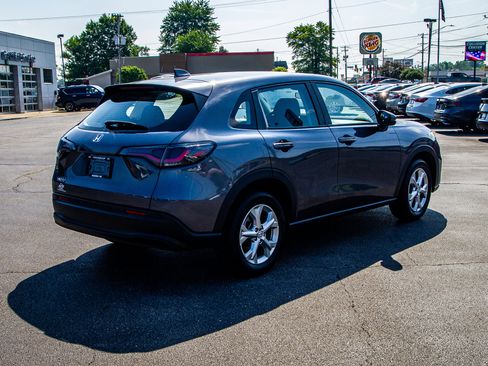 Used 2024 Honda HR-V LX image 7