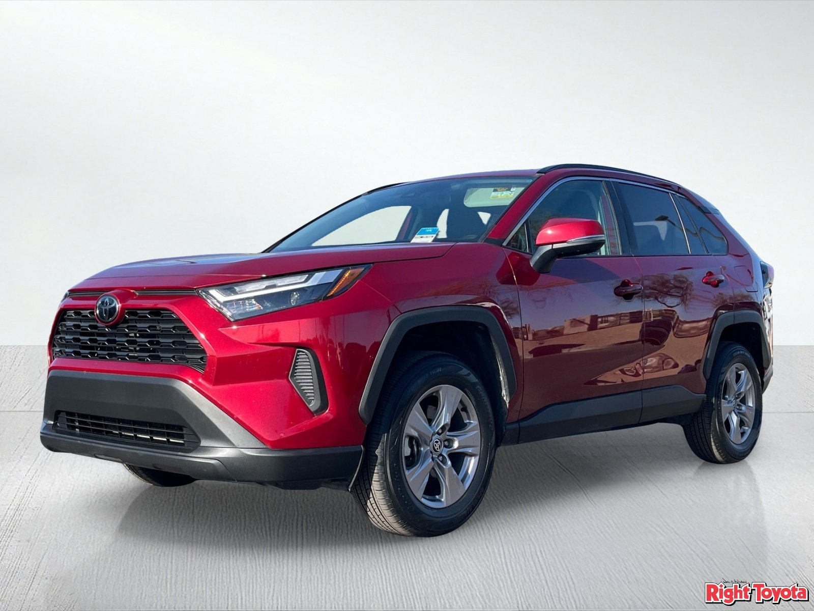 Certified 2025 Toyota RAV4 XLE AWD/4WD image 2