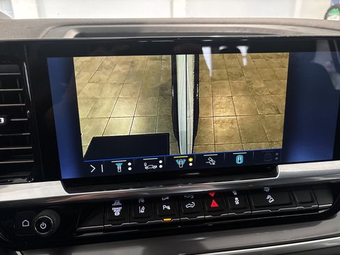 New 2026 Chevrolet Silverado 2500 High Country w/ Technology Package image 24