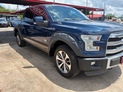 Used 2015 Ford F150 King Ranch w/ Equipment Group 601A Luxury AWD/4WD image 11