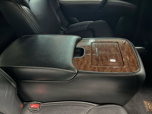 Used 2019 INFINITI QX80 Luxe image 21