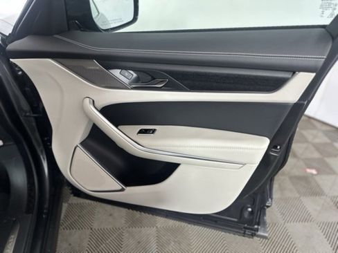 New 2026 Jaguar F-PACE R-Dynamic S image 17