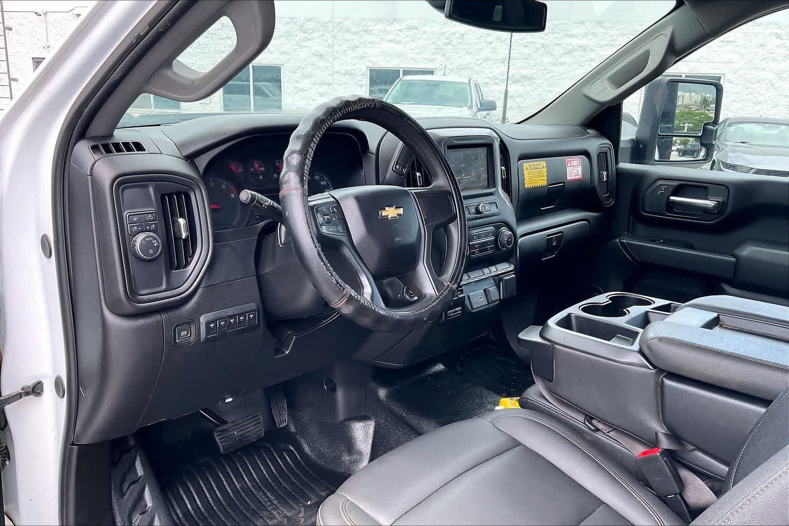 Used 2024 Chevrolet Silverado 3500 W/T w/ WT Convenience Package RWD image 2