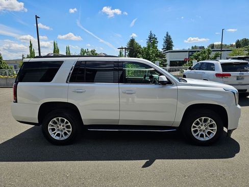 Used 2019 GMC Yukon SLT w/ Open Road Package AWD/4WD image 7