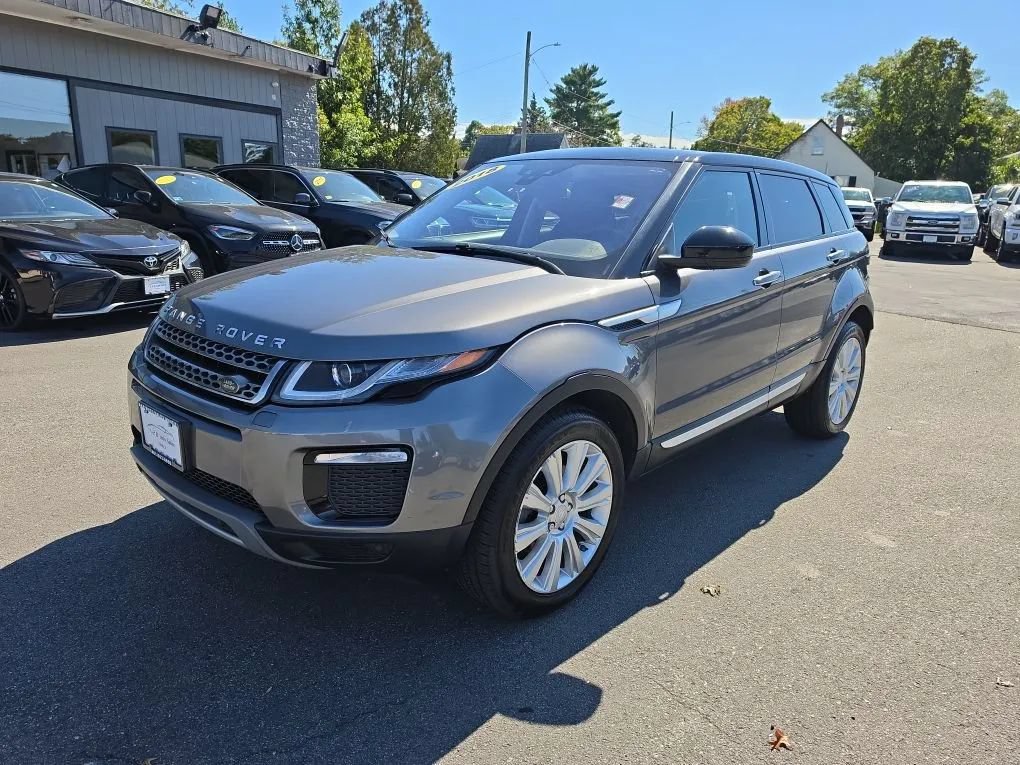 Used 2018 Land Rover Range Rover Evoque HSE AWD/4WD image 3