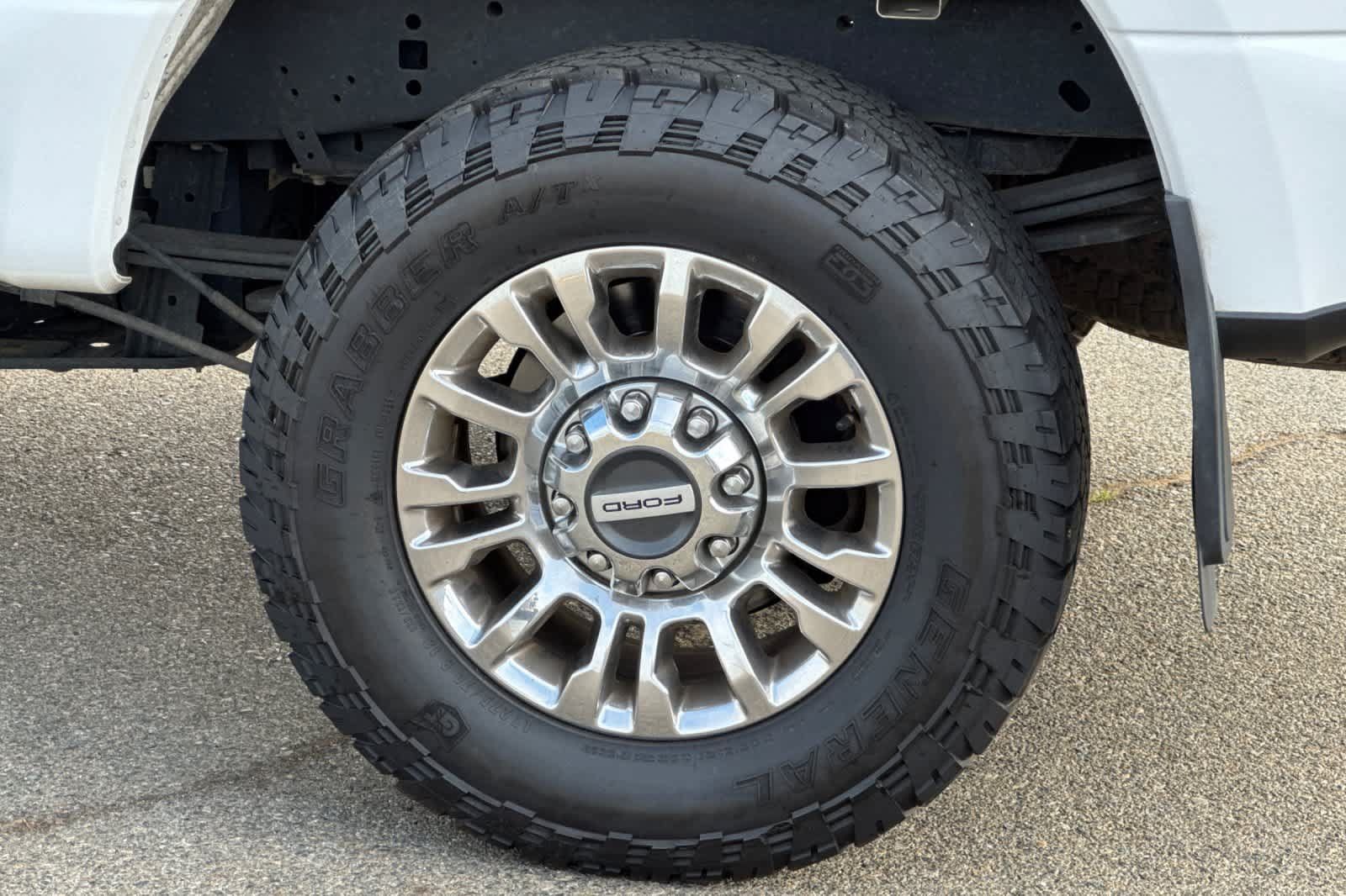 Used 2021 Ford F250 XLT w/ XLT Premium Package AWD/4WD image 23