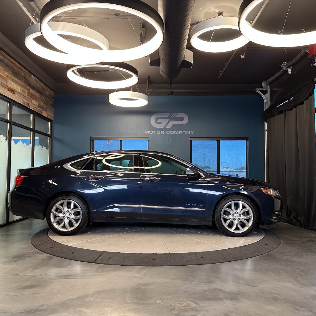 Used 2019 Chevrolet Impala Premier w/ Premier Convenience Package FWD image 2