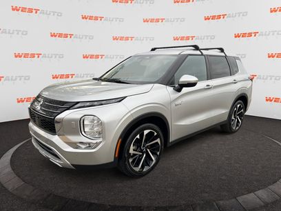 Used 2023 Mitsubishi Outlander SE