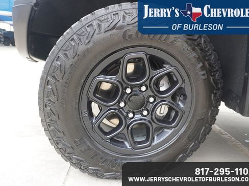 Used 2025 Chevrolet Silverado 1500 ZR2 w/ ZR2 Bison Edition image 12