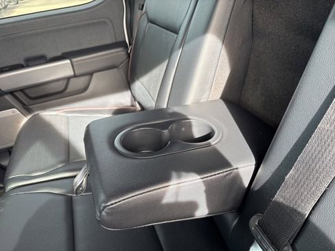 Used 2023 Ford F150 Lariat w/ Trailer Tow Package image 18