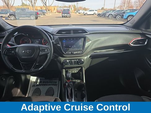 Used 2023 Chevrolet TrailBlazer RS w/ Sun and Liftgate Package image 13