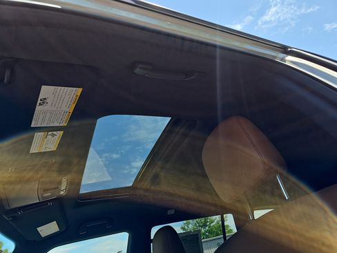 Used 2024 INFINITI QX80 Sensory AWD/4WD image 31
