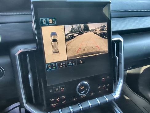 Used 2026 GMC Acadia Elevation w/ Black Edition image 15