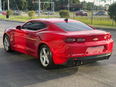 Used 2019 Chevrolet Camaro LT RWD image 3
