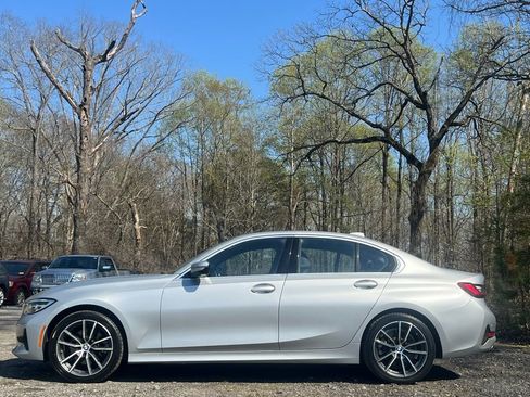 Used 2019 BMW 330i xDrive Sedan w/ Driving Assistance Package image 2