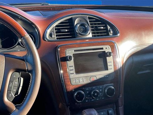 Used 2014 Buick Enclave Leather image 9