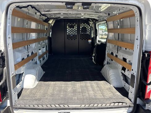 Used 2025 Ford Transit 250 Low Roof w/ Exterior Upgrade Package RWD image 15