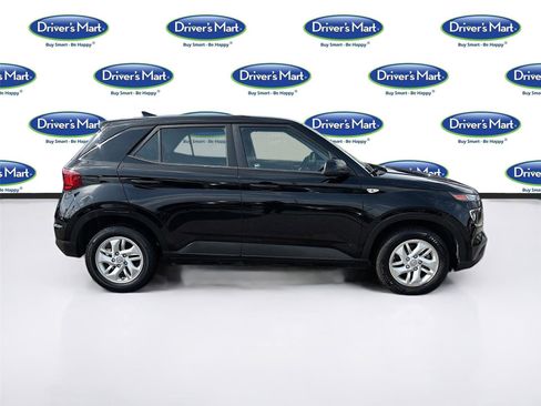 Used 2021 Hyundai Venue SE FWD image 8