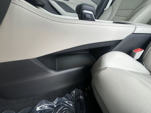 Used 2023 Nissan Rogue SL image 49