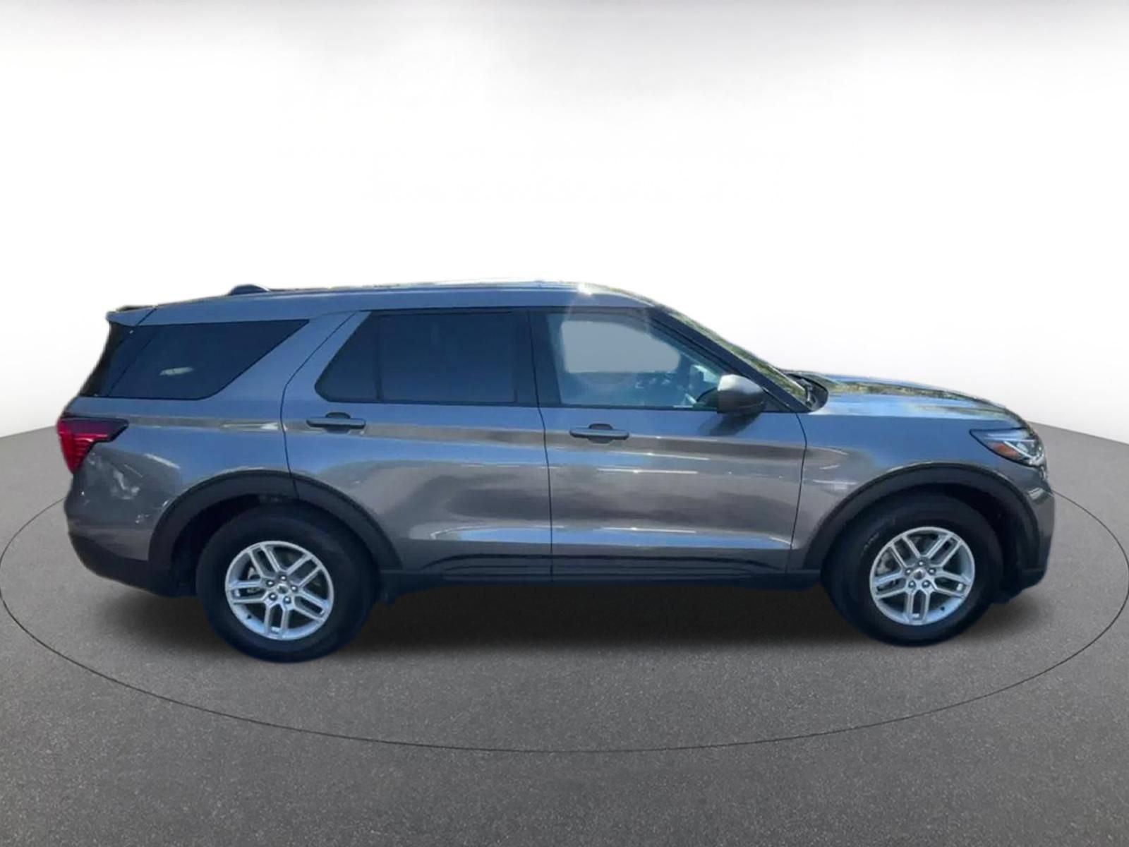 Used 2026 Ford Explorer Active RWD image 15