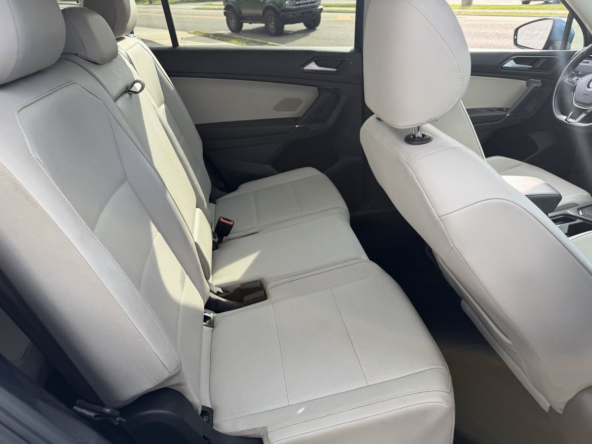 Used 2018 Volkswagen Tiguan S FWD image 17