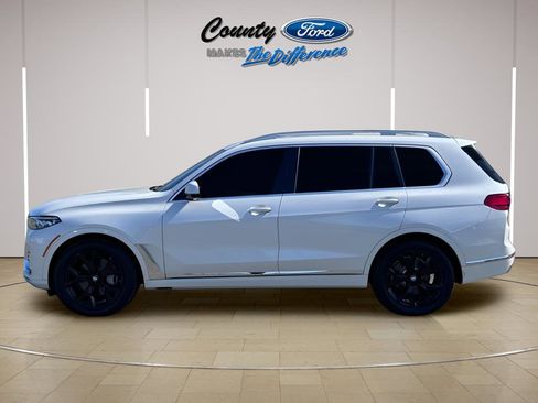 Used 2020 BMW X7 xDrive40i w/ Luxury Seating Package AWD/4WD image 3