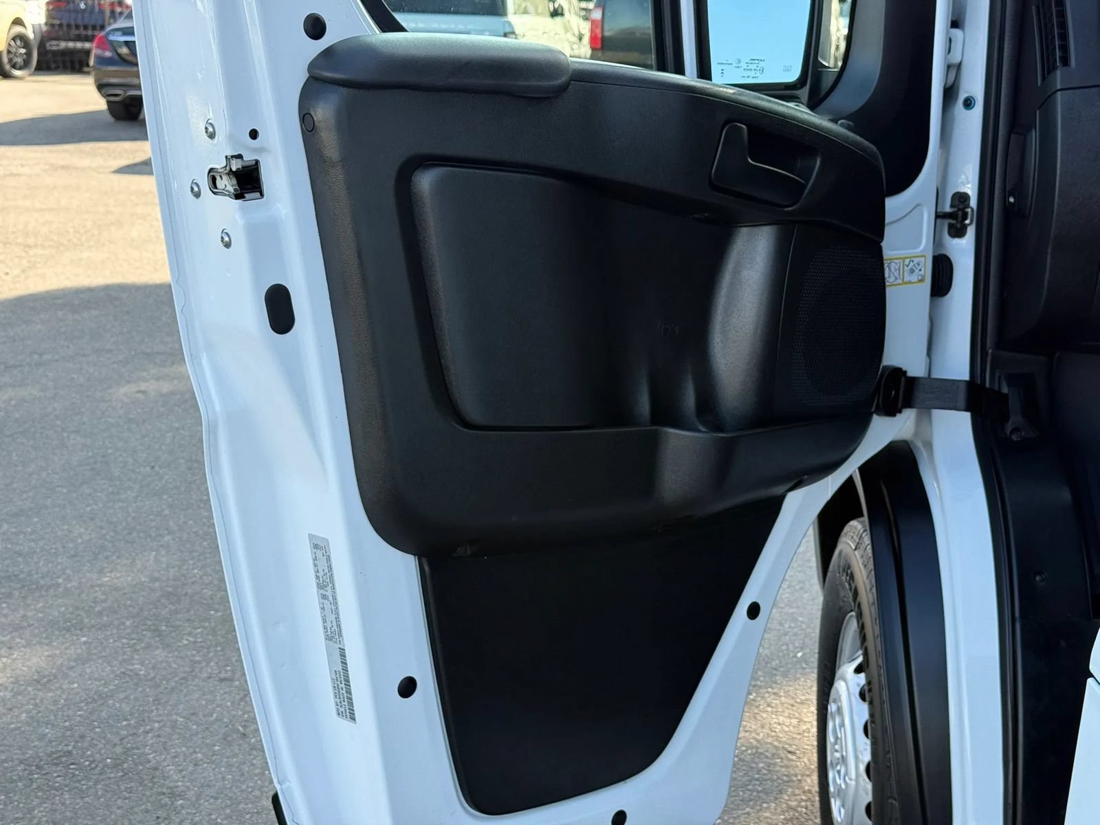 Used 2024 RAM ProMaster 2500 w/ Safety Group FWD image 13