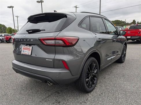 Used 2024 Ford Escape ST-Line Elite image 4