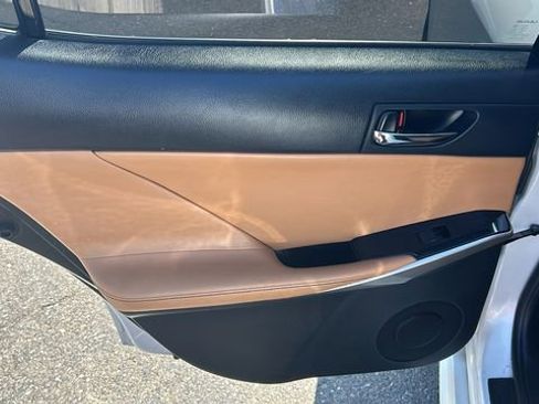 Used 2016 Lexus IS 200t RWD image 14