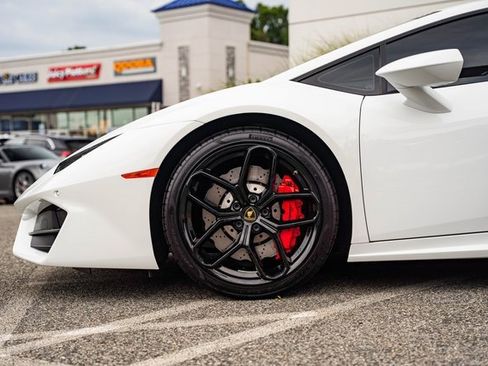 Used 2018 Lamborghini Huracan LP 580-2 image 14