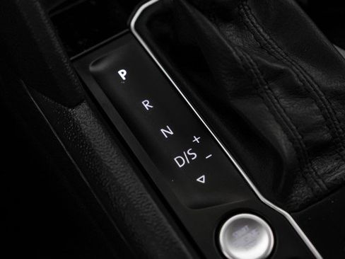 Used 2019 Volkswagen Atlas SEL image 24