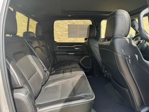 Used 2020 RAM 1500 Laramie AWD/4WD image 27