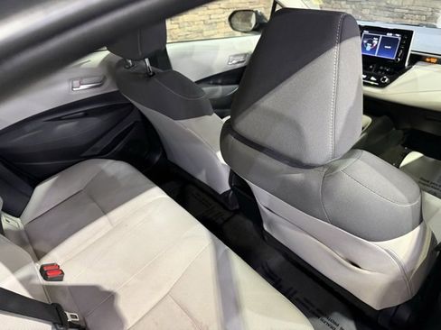 Used 2021 Toyota Corolla LE image 33