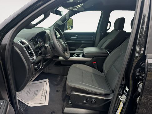 Used 2025 RAM 1500 Lone Star AWD/4WD image 21