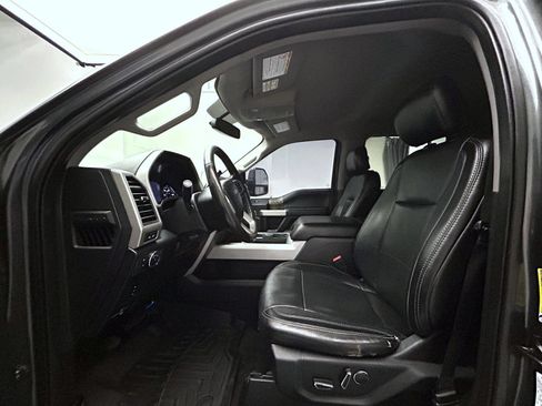 Used 2019 Ford F250 Lariat w/ Lariat Value Package AWD/4WD image 10
