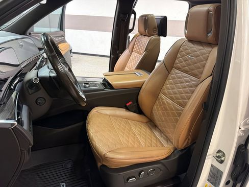 Used 2021 Cadillac Escalade Sport w/ Driver Assist Tech Package RWD image 27