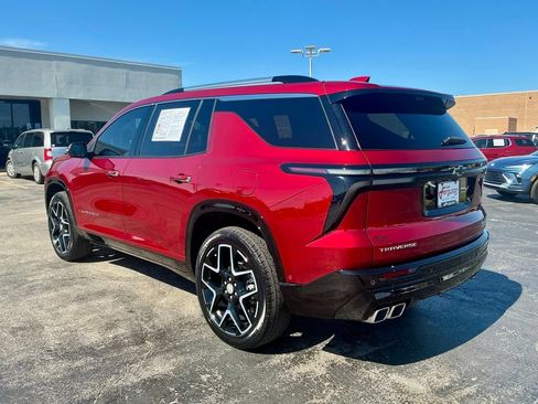 Used 2026 Chevrolet Traverse High Country w/ LPO, Floor Liner Package FWD image 12