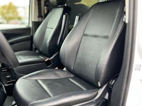 Used 2021 Mercedes-Benz Metris image 24