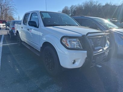 Used 2021 Nissan Frontier SV w/ Midnight Edition Floor Mats