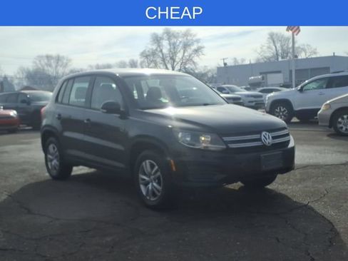 Used 2012 Volkswagen Tiguan S FWD image 3
