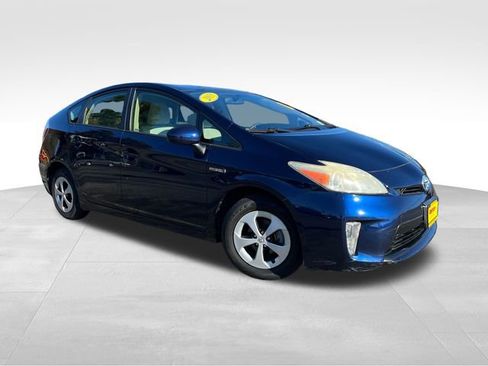 Used 2013 Toyota Prius Two image 1