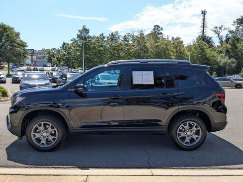 Certified 2024 Honda Passport TrailSport image 11
