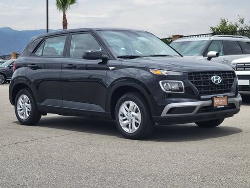 New 2026 Hyundai Venue SE FWD image 31