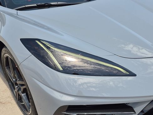Used 2025 Chevrolet Corvette Stingray Preferred Conv w/ Z51 Performance Package RWD image 10