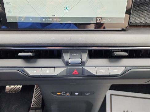 New 2026 Kia EV9 GT-Line image 24