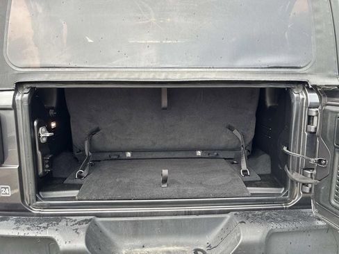 Used 2022 Jeep Wrangler Sport AWD/4WD image 12