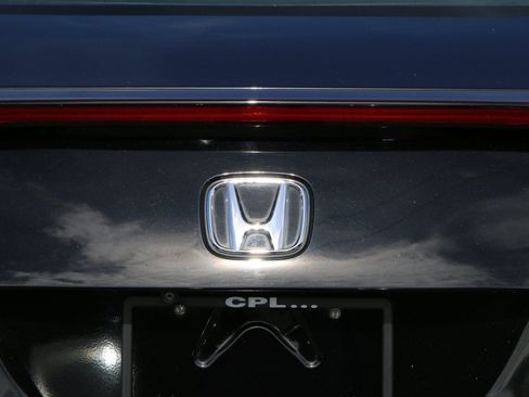 Used 2020 Honda Civic LX image 5