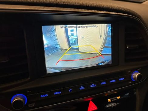 Used 2020 Hyundai Elantra Value Edition w/ Cargo Package (C1) FWD image 24